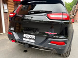 Used 2016 Jeep Cherokee Trailhawk image 5