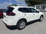 Used 2018 Nissan Rogue SV image 5