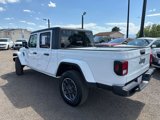 Used 2023 Jeep Gladiator Overland image 3