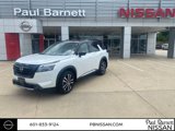 New 2025 Nissan Pathfinder Platinum image 3