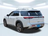 New 2025 Nissan Pathfinder Platinum image 4