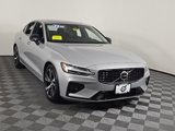 Certified 2025 Volvo S60 B5 Core image 4