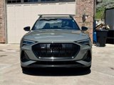 Used 2022 Audi e-tron Chronos image 2
