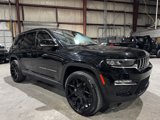 Used 2023 Jeep Grand Cherokee Limited w/ Luxury Tech Group II image 2