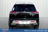 New 2025 Nissan Pathfinder Platinum w/ Black Appearance Package image 4