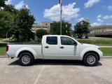 Used 2018 Nissan Frontier SV image 3