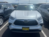 New 2025 Toyota Highlander Platinum image 2