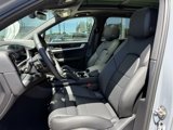 Used 2025 Porsche Cayenne image 5