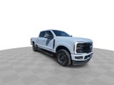 Used 2025 Ford F350 Platinum image 2
