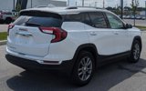 Used 2024 GMC Terrain SLT image 5