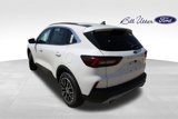 New 2025 Ford Escape SE image 4