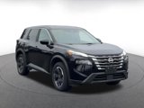 Used 2024 Nissan Rogue SV image 3