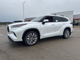 New 2025 Toyota Highlander Platinum image 1