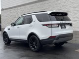 Used 2017 Land Rover Discovery SE image 2