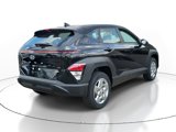 New 2026 Hyundai Kona SE image 4