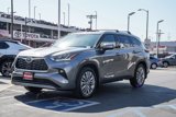 New 2025 Toyota Highlander Platinum image 3