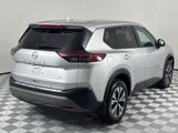 Used 2022 Nissan Rogue SV image 5