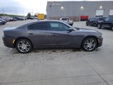 Used 2017 Dodge Charger SXT image 2