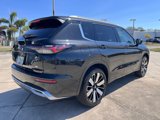 New 2025 Mitsubishi Outlander SEL image 3