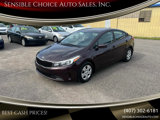 Used 2017 Kia Forte LX image 2