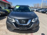 Used 2018 Nissan Rogue SV image 3