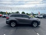 Used 2019 Toyota Highlander Limited image 6