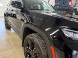 Certified 2024 Jeep Grand Cherokee Altitude image 3