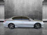 Used 2017 Honda Accord Touring image 4