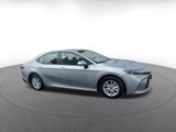 Used 2025 Toyota Camry LE image 2