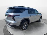 New 2026 Chevrolet Traverse LT image 2