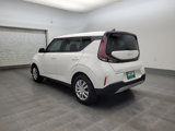 Used 2023 Kia Soul LX image 5