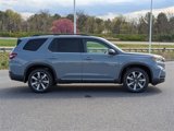New 2025 Honda Pilot Touring image 4