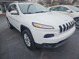 Used 2017 Jeep Cherokee Latitude image 2