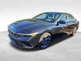 Used 2025 Hyundai Elantra SEL image 3