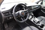 Certified 2022 Porsche Macan image 4