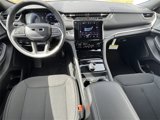 New 2025 Jeep Grand Cherokee Laredo image 3