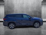 Certified 2022 Toyota Highlander XLE image 4