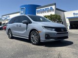 New 2025 Honda Odyssey Touring image 2