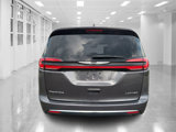 Used 2022 Chrysler Pacifica Limited image 4