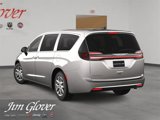 New 2025 Chrysler Pacifica Select image 5