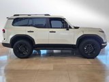 New 2025 Lexus GX 550 image 2