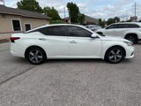 Used 2021 Nissan Altima 2.5 SV w/ SV Premium Package image 2
