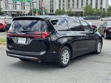 New 2025 Chrysler Pacifica Select image 2