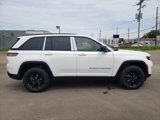 New 2025 Jeep Grand Cherokee Altitude image 2