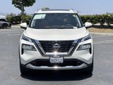 Used 2023 Nissan Rogue Platinum image 2