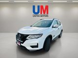 Used 2017 Nissan Rogue SV image 3