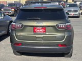 Used 2018 Jeep Compass Latitude image 5