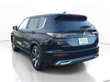 New 2025 Mitsubishi Outlander SE image 5