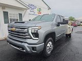 Used 2024 Chevrolet Silverado 3500 High Country w/ High Country Premium Package image 3