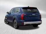 New 2025 Kia Telluride S image 4